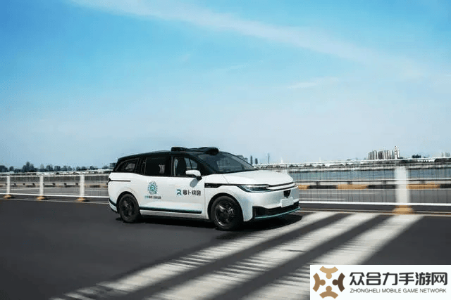 百度蘿卜快跑攜手中東Autogo，共筑阿布扎比無(wú)人駕駛新篇章